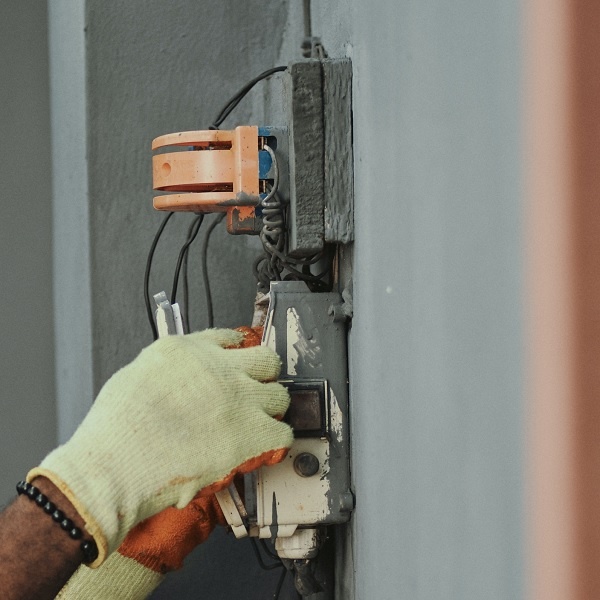 Electrical & Electronic Engineering