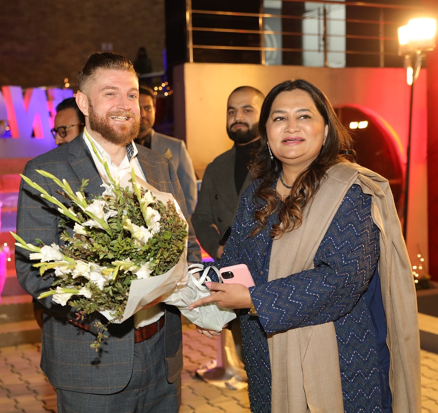 David presented with flowers