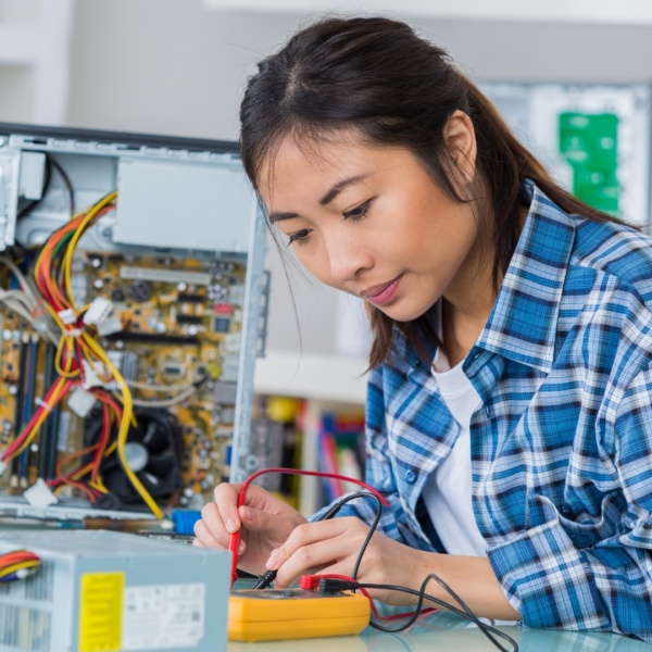 NCUK updates the International Year One in Electrical & Electronic Engineering for 2023-24