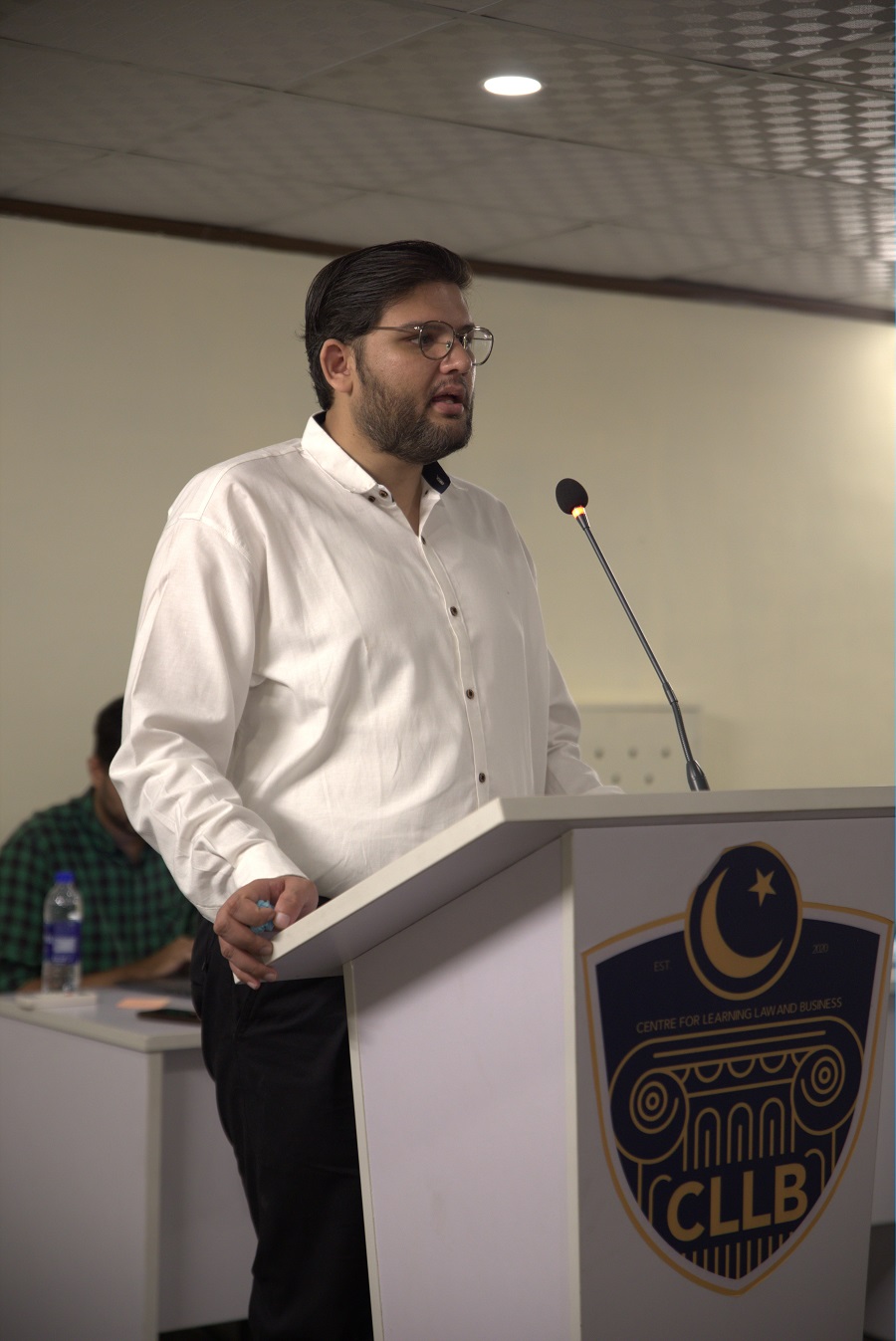 Irtaza Hassan speaks to attendees