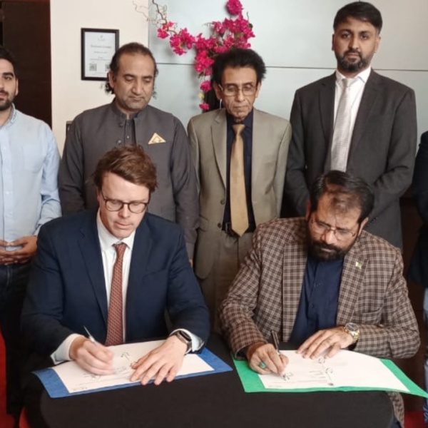 NCUK signs MoU with Pakistan’s Ministry of Federal Education and Professional Training through IBCC