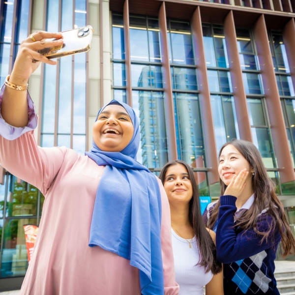 NCUK partners with the University of Leicester